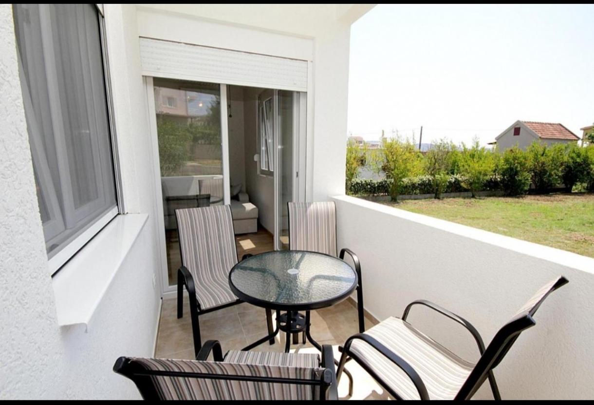 Apartmani Begovic Bar Luaran gambar