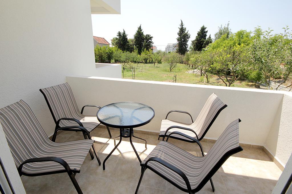 Apartmani Begovic Bar Luaran gambar
