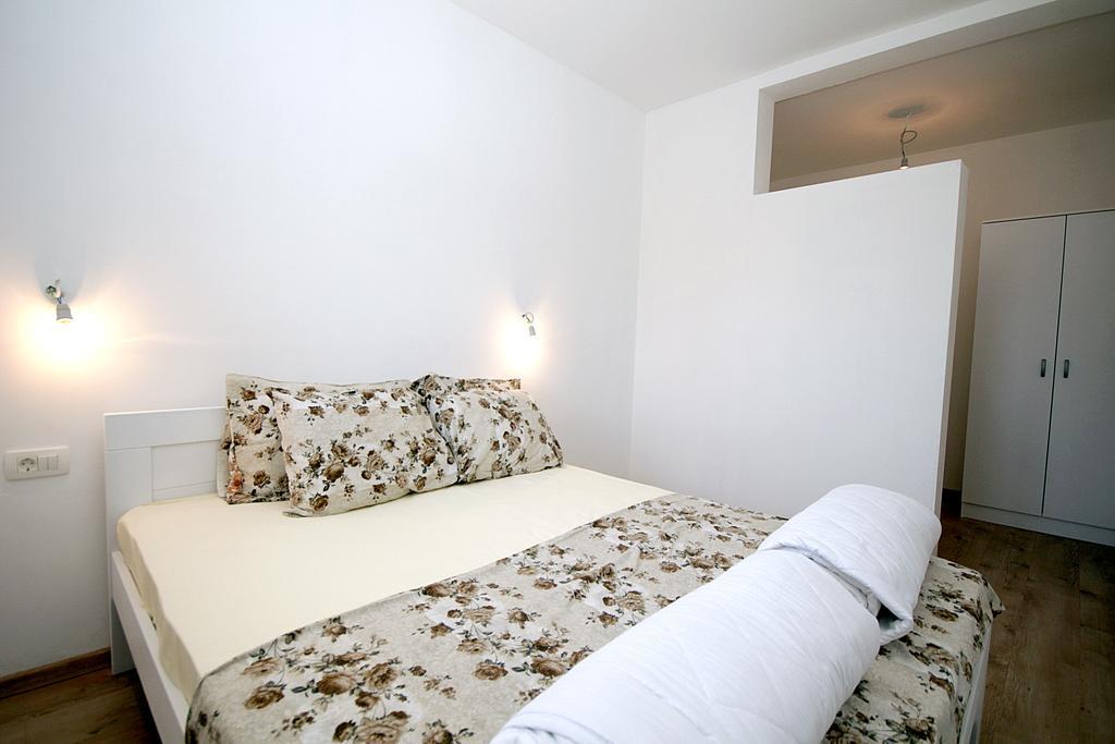 Apartmani Begovic Bar Luaran gambar