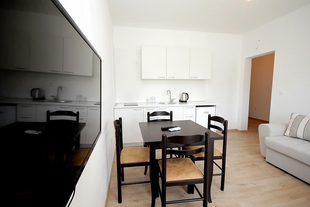 Apartmani Begovic Bar Luaran gambar