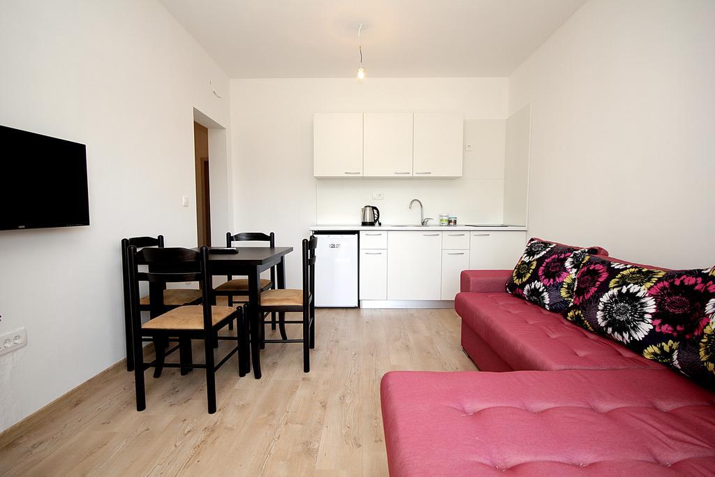 Apartmani Begovic Bar Luaran gambar