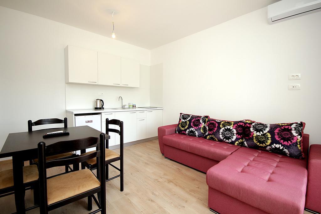 Apartmani Begovic Bar Luaran gambar